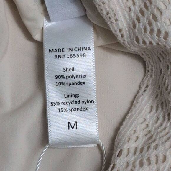 NWT Andie Hydra Top Vanilla (Cream / Off-white) Crochet Ruffle Bikini Swim M - Picture 5 of 8